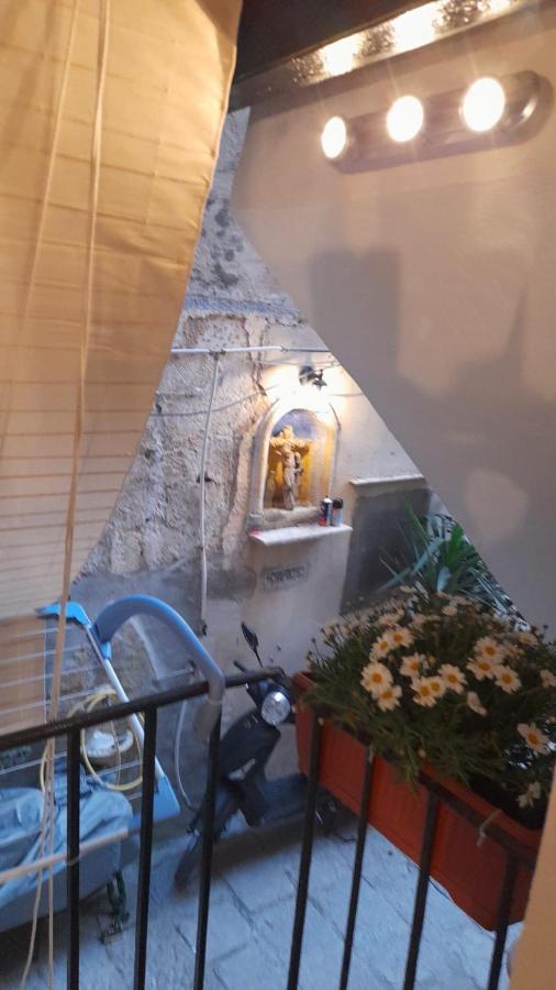 Casa Vacanza Gio ปาแลร์โม ภายนอก รูปภาพ