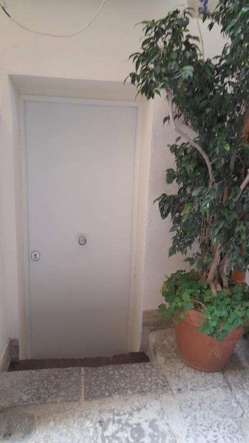 Casa Vacanza Gio ปาแลร์โม ภายนอก รูปภาพ