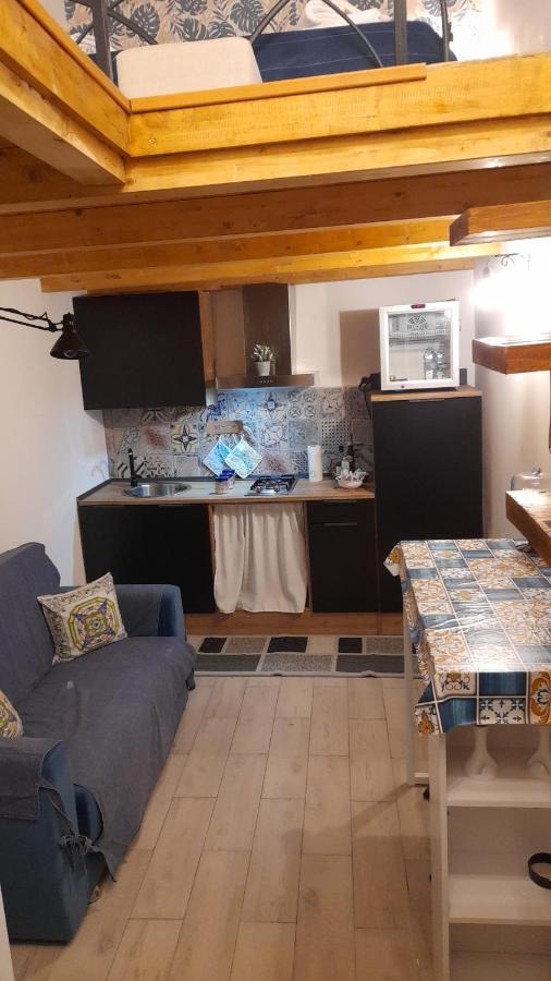 Casa Vacanza Gio ปาแลร์โม ภายนอก รูปภาพ